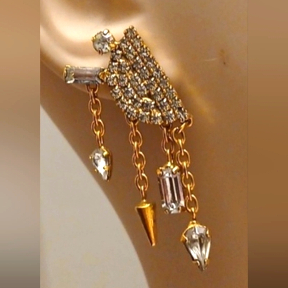 Lionette New York "Fiona" Earrings Glam X Modern Bling Swarovski Crystals UNIQUE